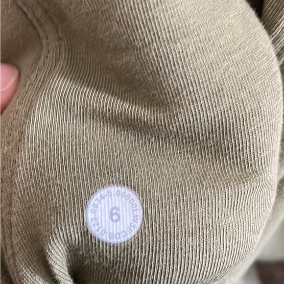Lululemon loungeful Hoodie size 6 - Picture 4 of 5